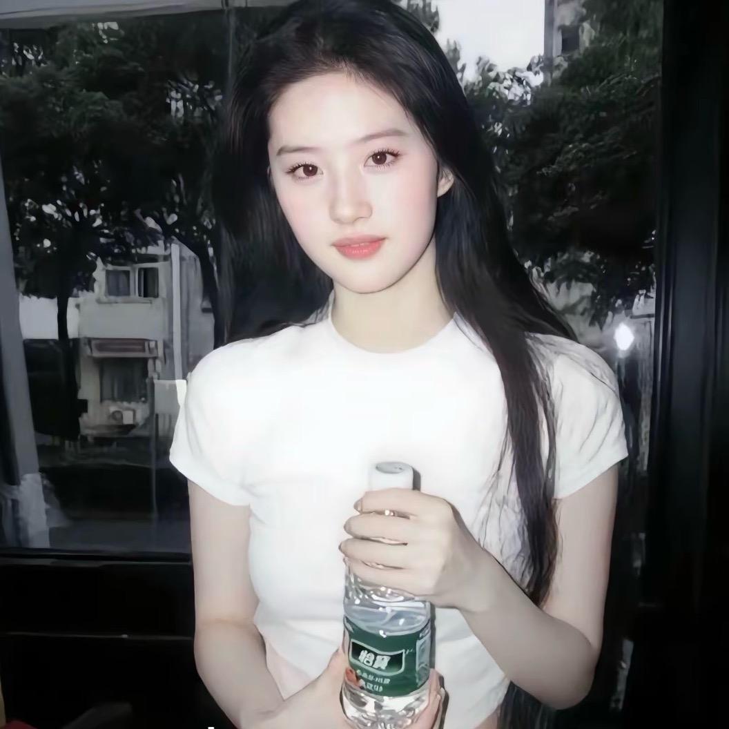 顺利的常青树头像