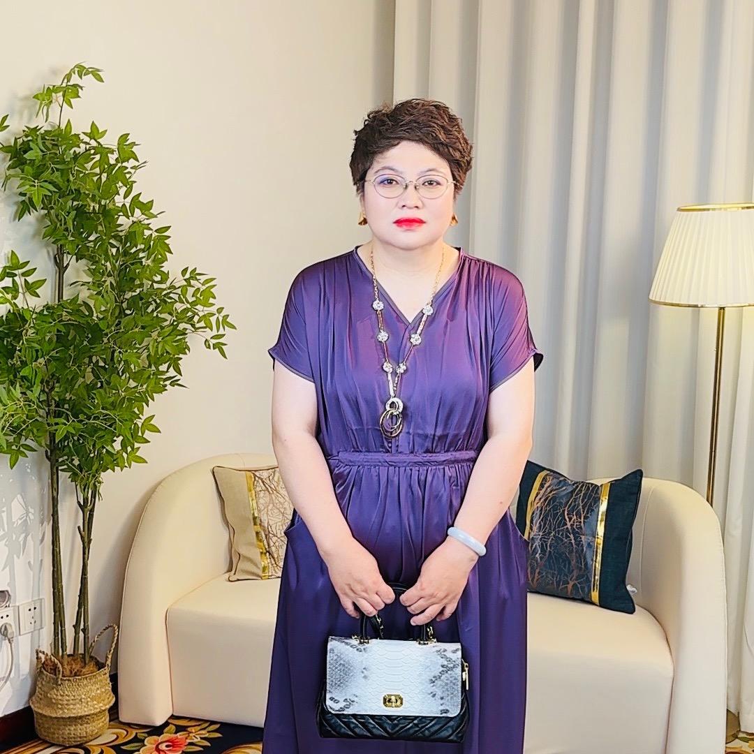 韩虹大码妈妈装2店