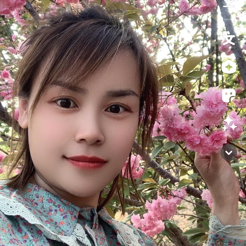 梦梦（曲沟流尚收长头发）