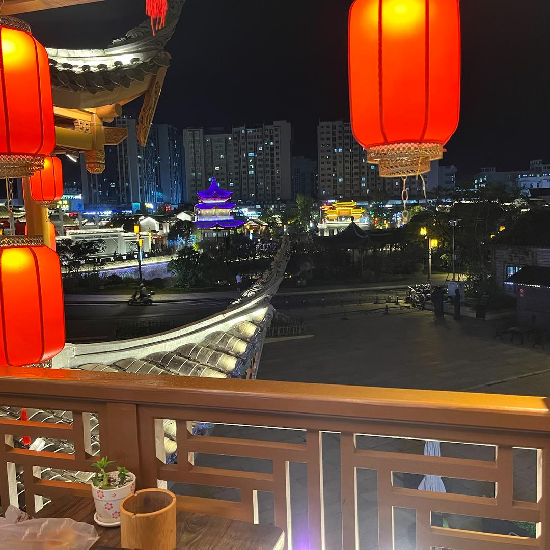 小梅工艺品店