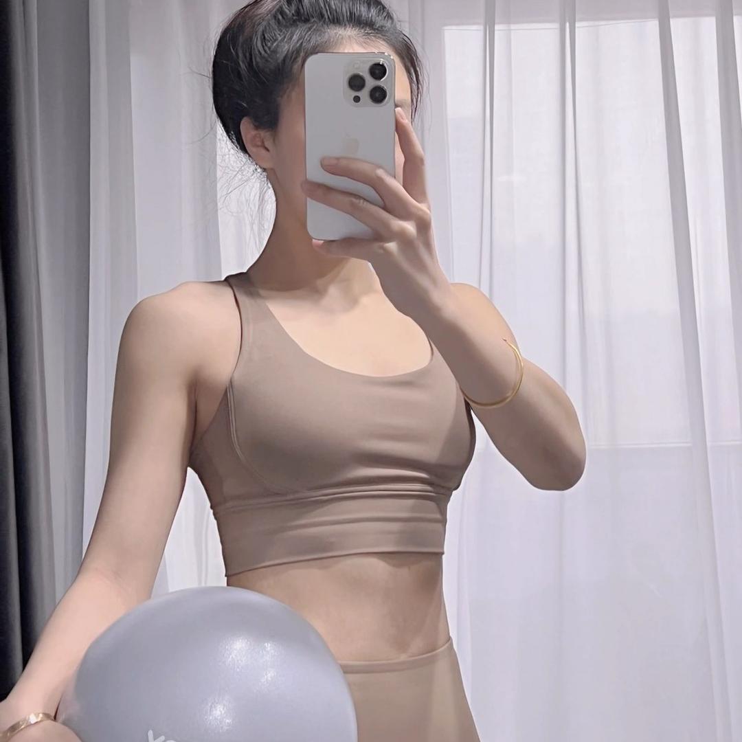晶晶要自律💗