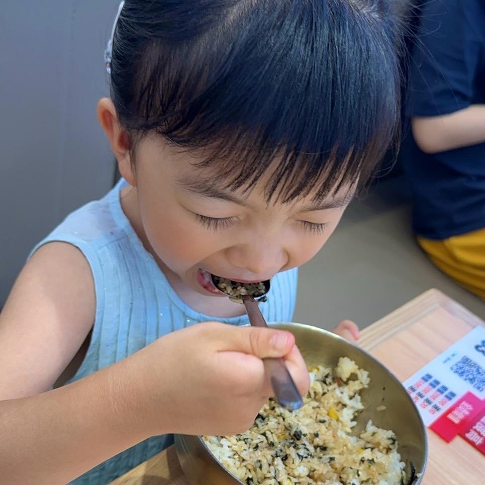 CC大口吃饭吧