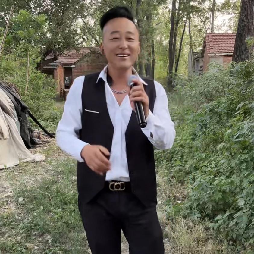 阿雷🎤（招女搭档招女徒）