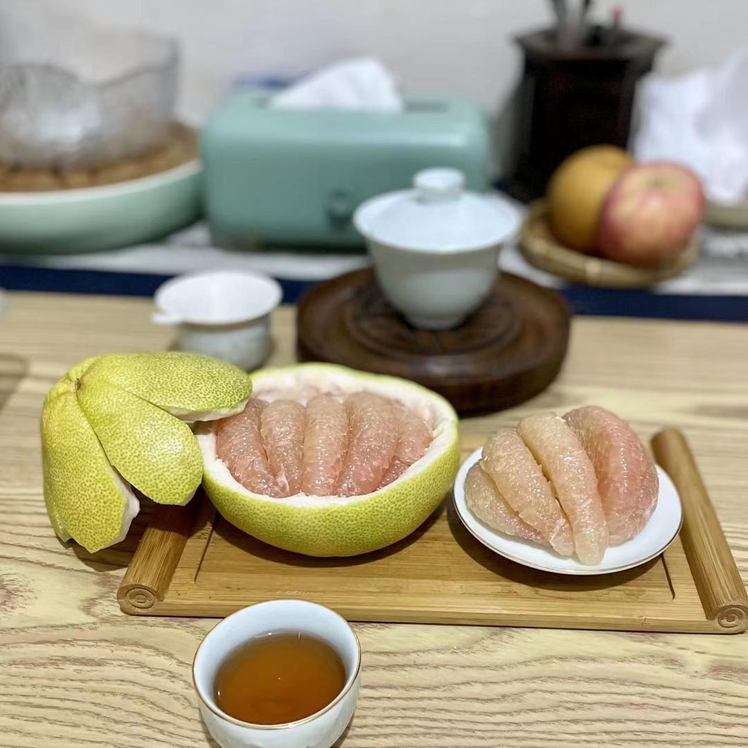 鸣峰圆文旦柚秀芹农场