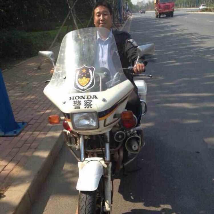 弥耳六哥
