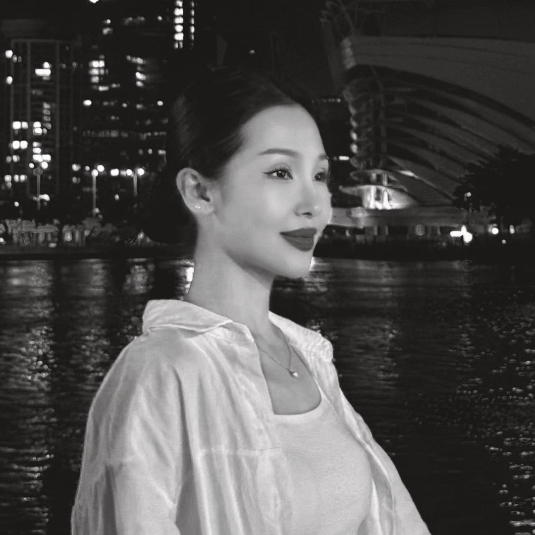 𝐙𝐞𝐲𝐧𝐞𝐩