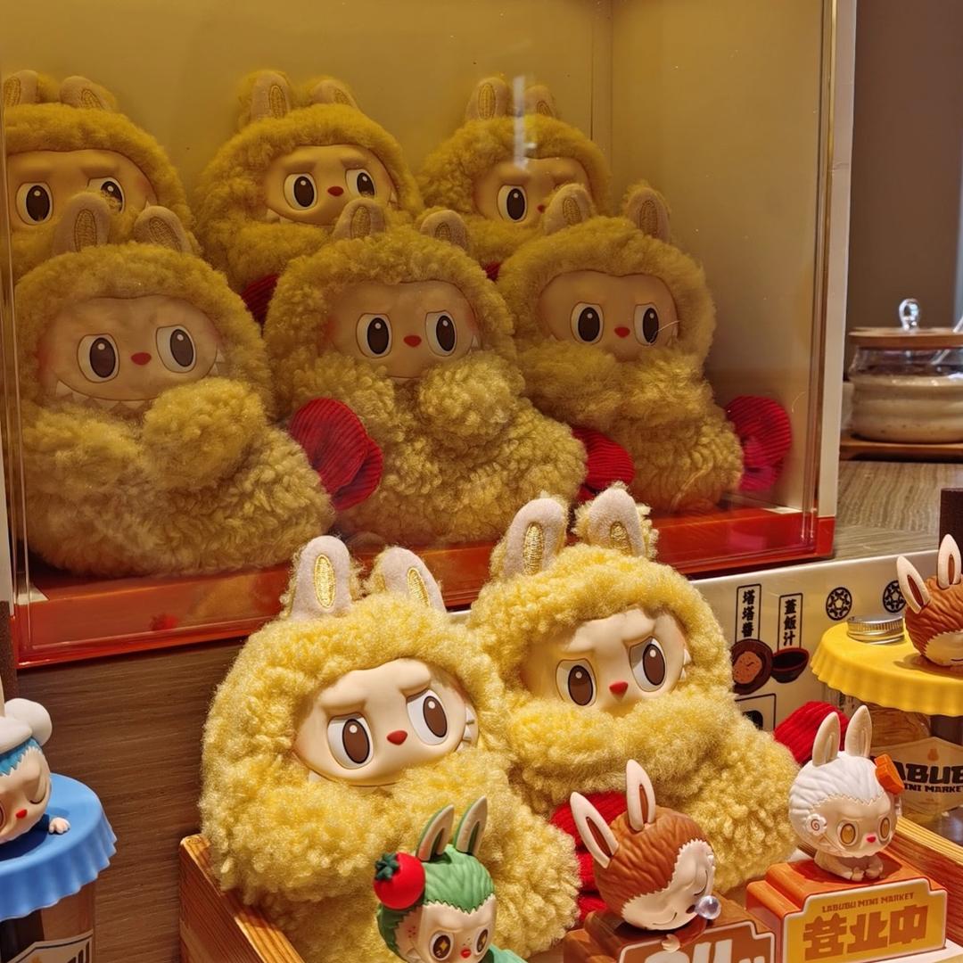 小刀片拆亿个盒