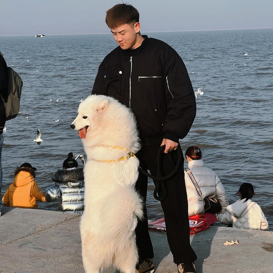 就想邦邦给你两拳👊