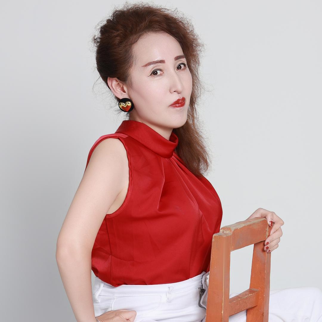 火苗姐李博