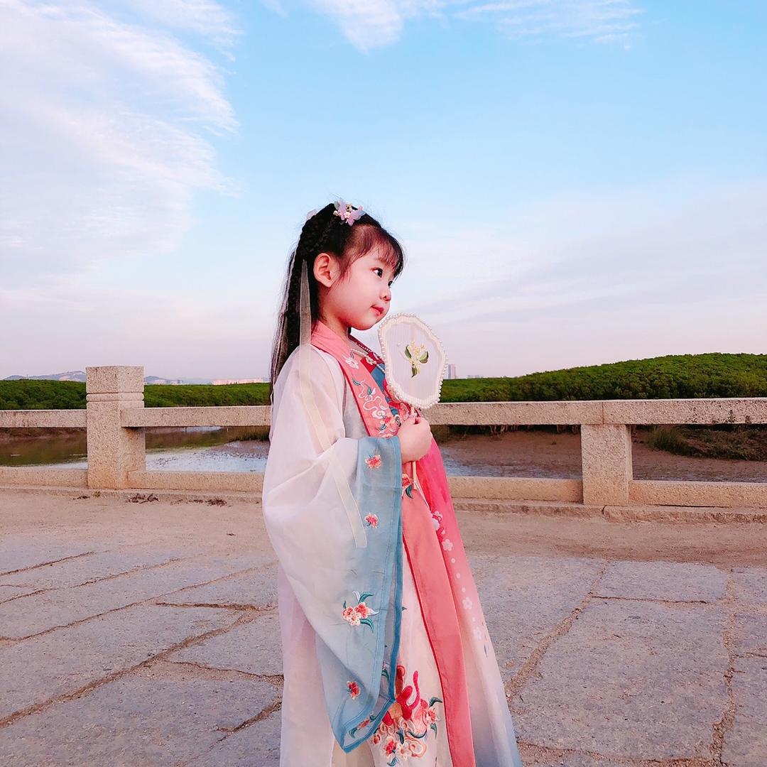 🌈小朵儿🌈