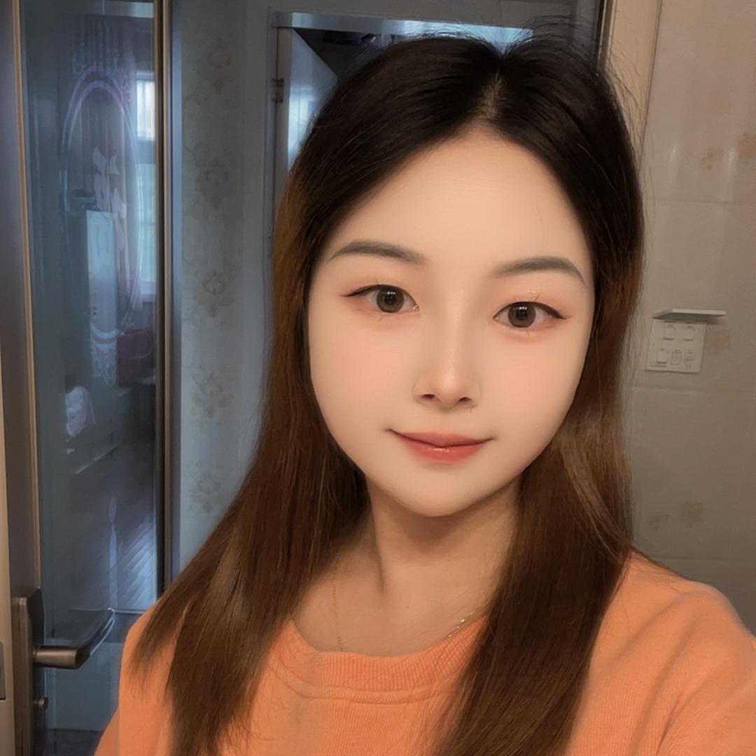 微笑勉强的有点心疼（拒绝连赞）