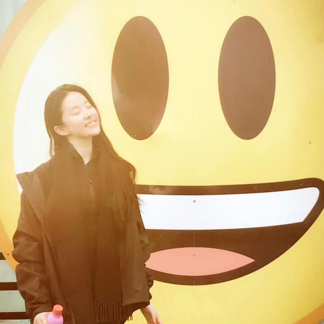 C-H-erry ϵ( 'Θ' )϶