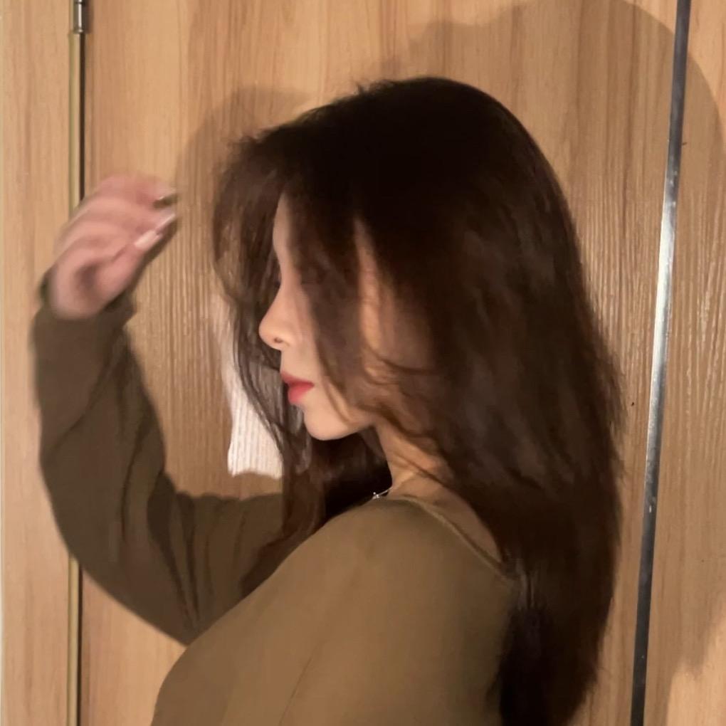 .Mi.