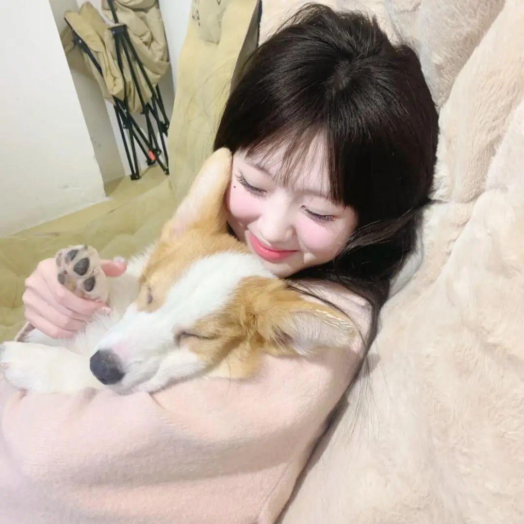 泽琰时尚袜子精品店