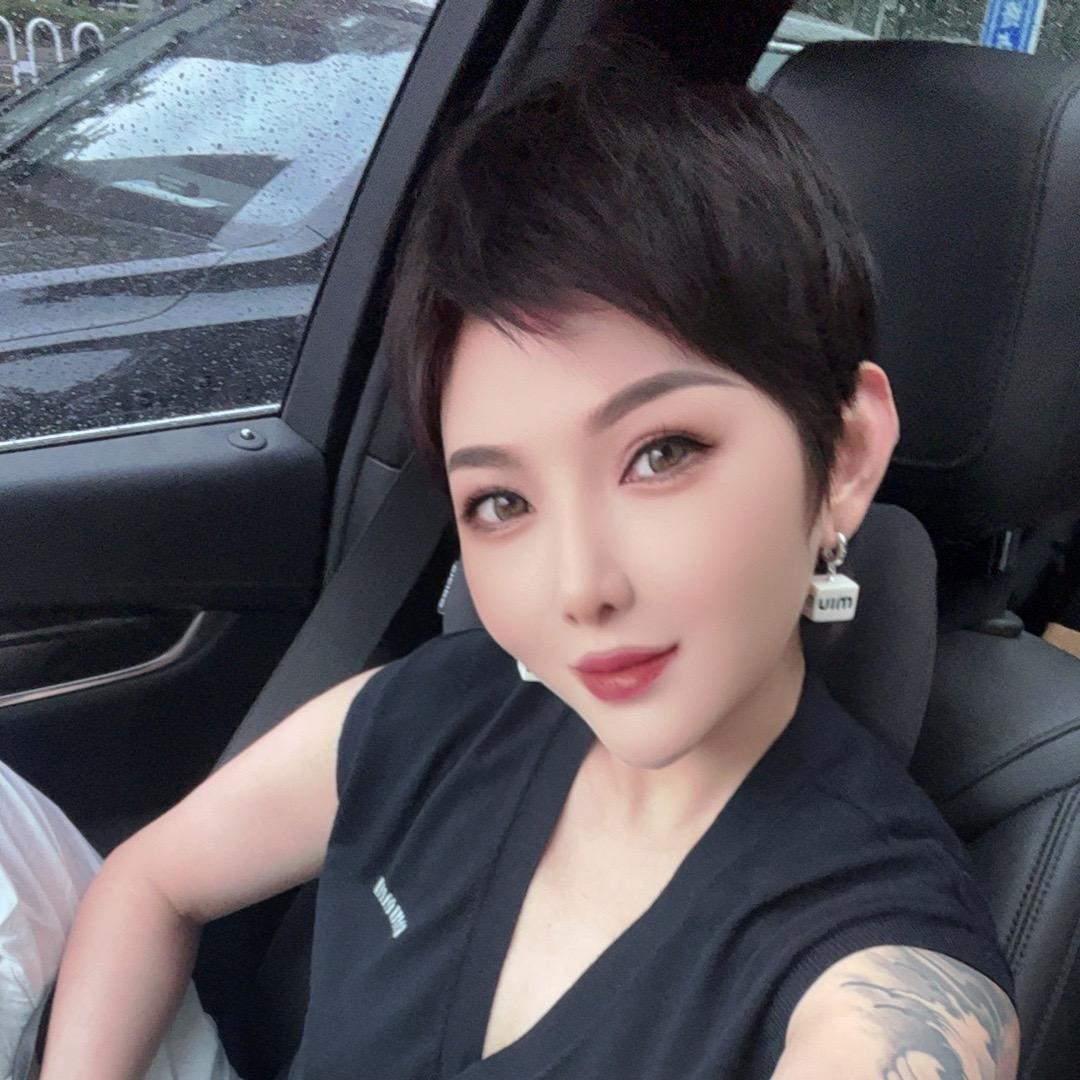 韦大大💋