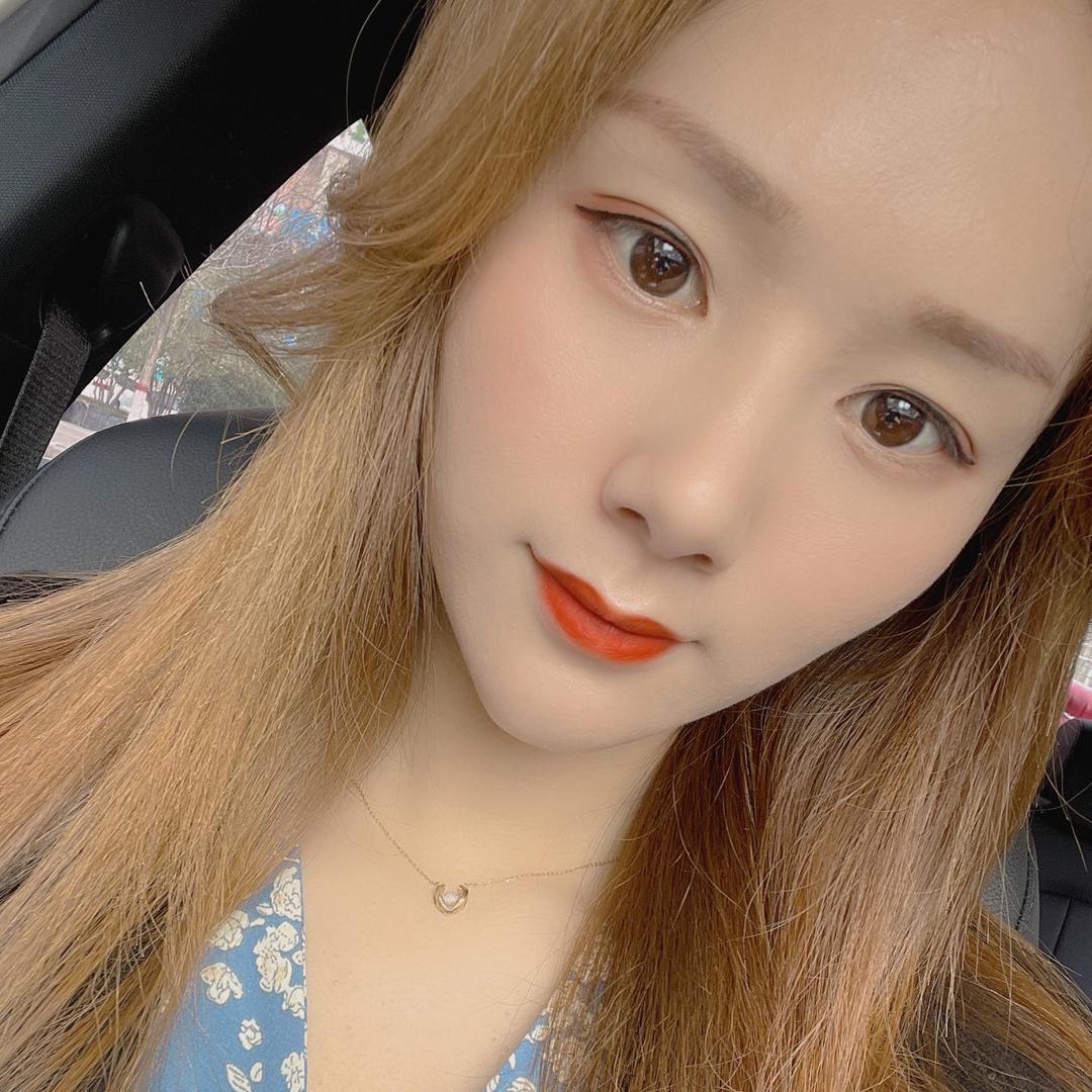 云云☁️💖