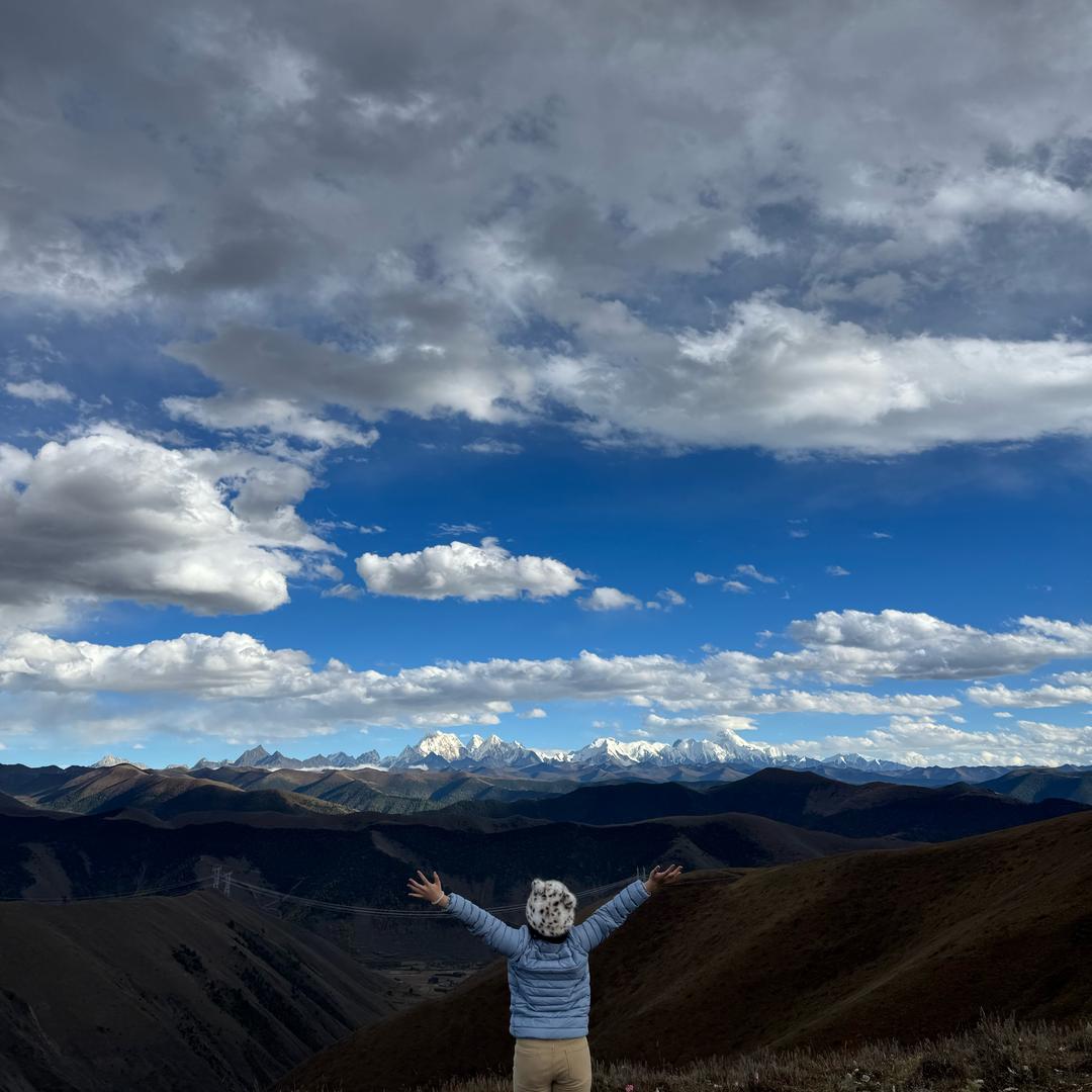 小CC（黄岛卖奶皮子糖葫芦）