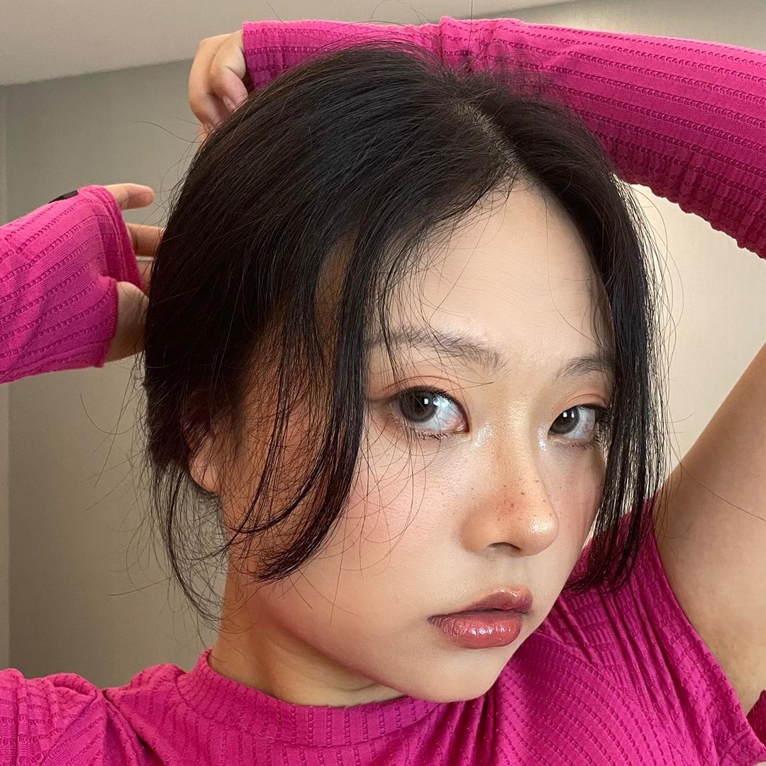 睿七七