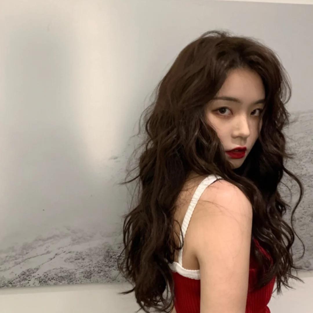 小吴不吃蔬菜。