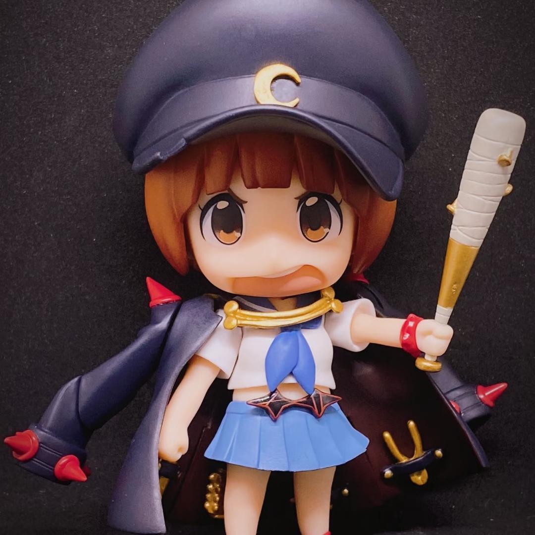 銀色飛行船