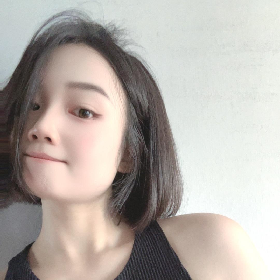 奶瓶中的奶🌙