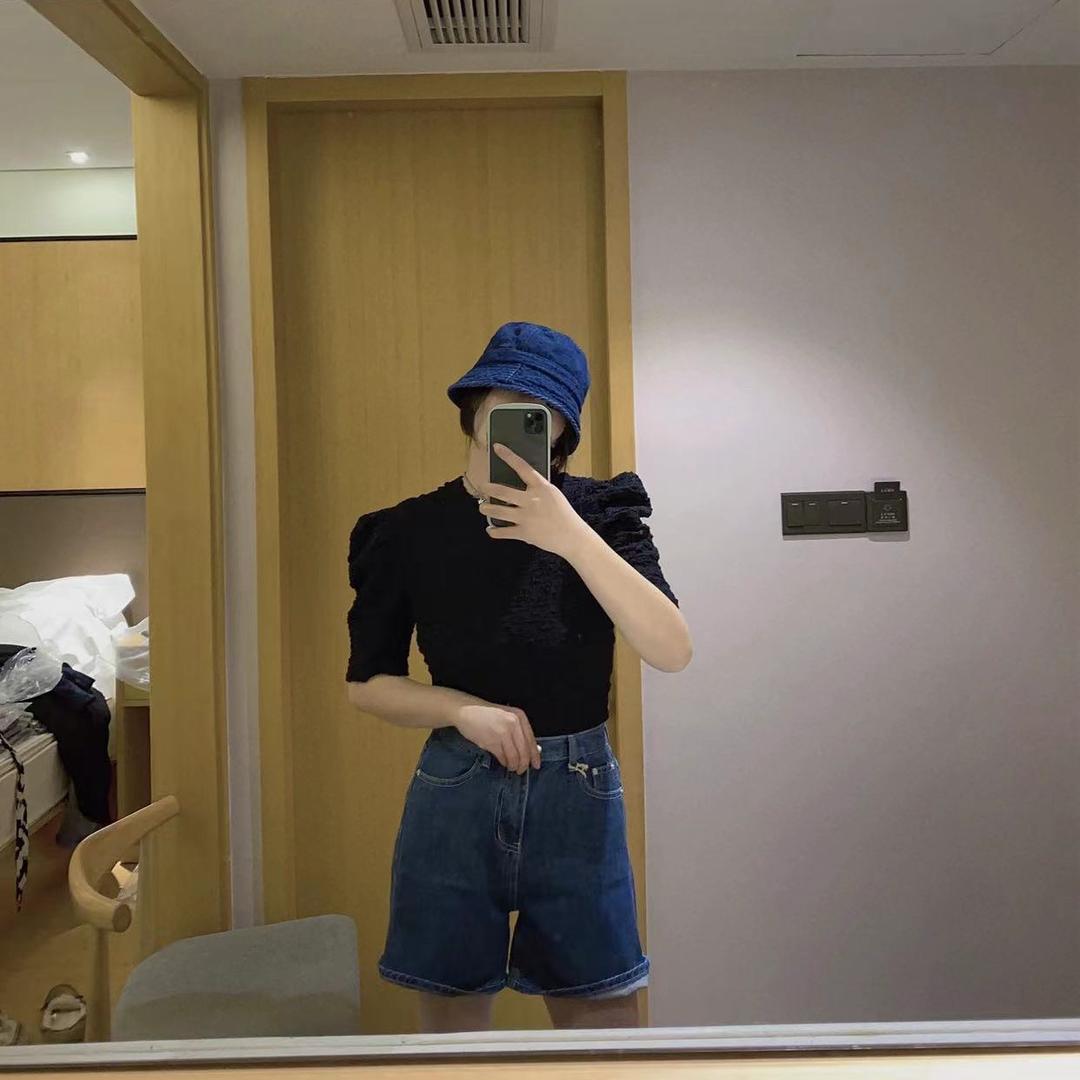 集美服饰店个体店服饰