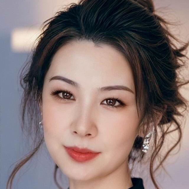 无奈百合拒绝私聊