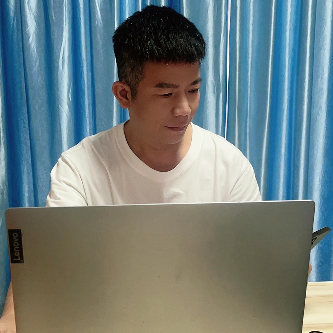 刘灿