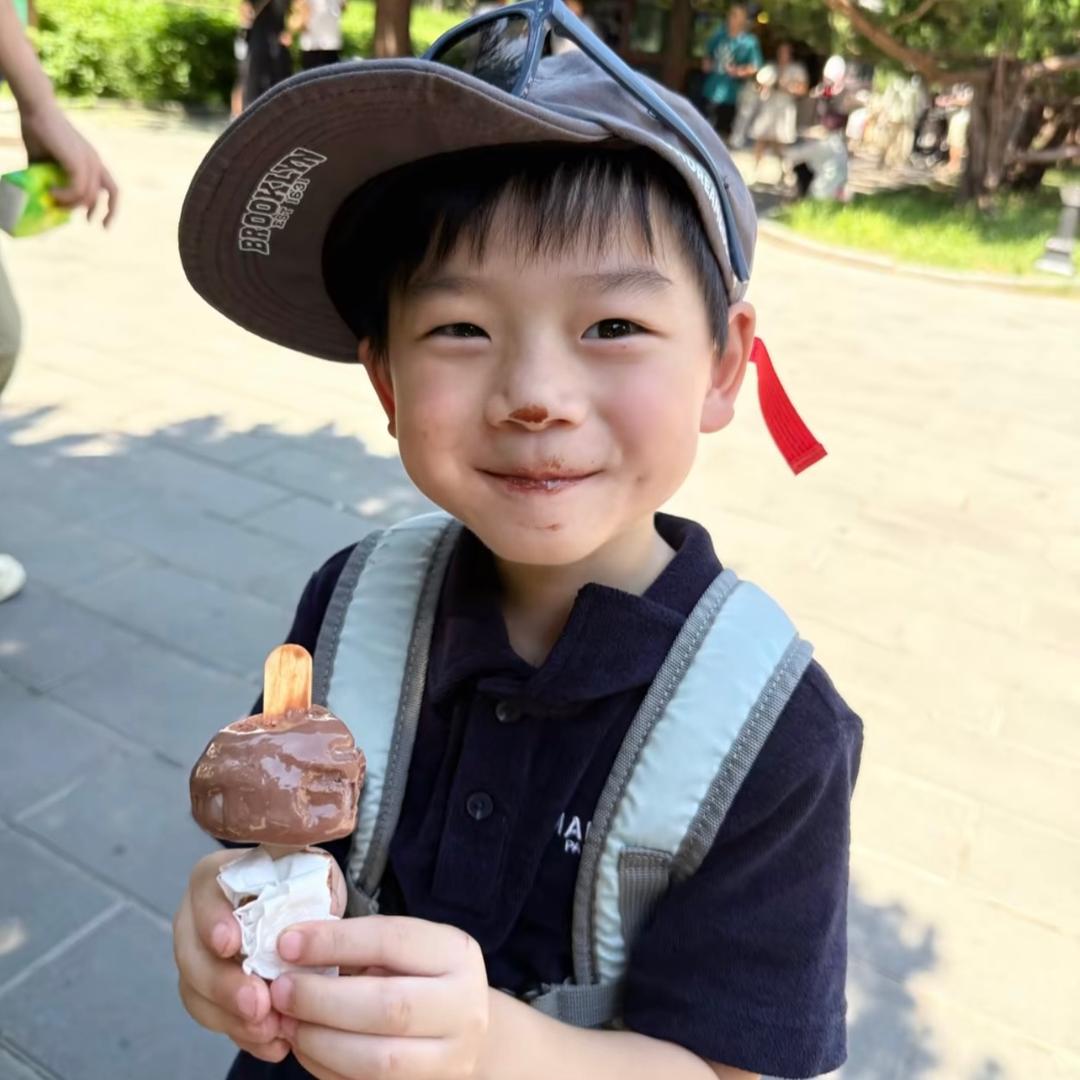小T-