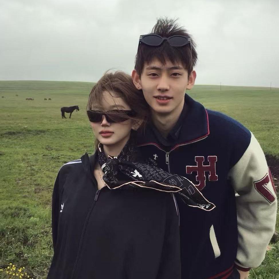 恩.