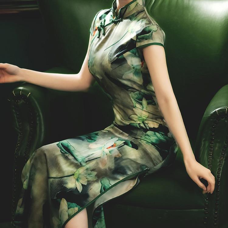 无为市浅忆妈妈装服饰