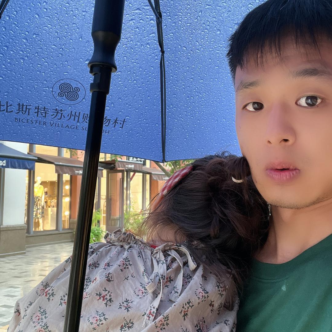 在泰州做广告的小王🃏