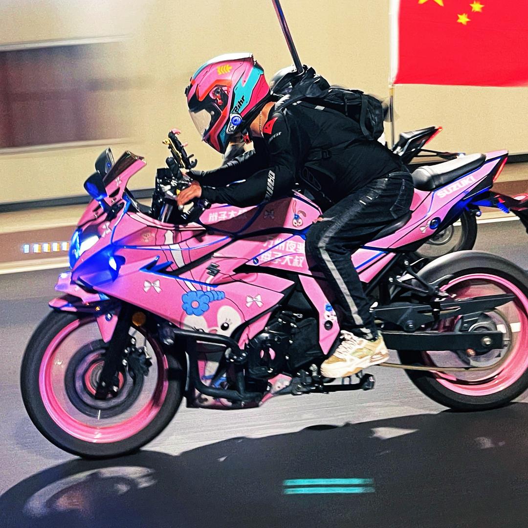 辫子大叔（机车）