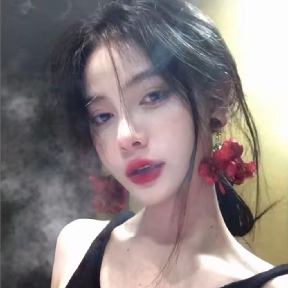 周周💫