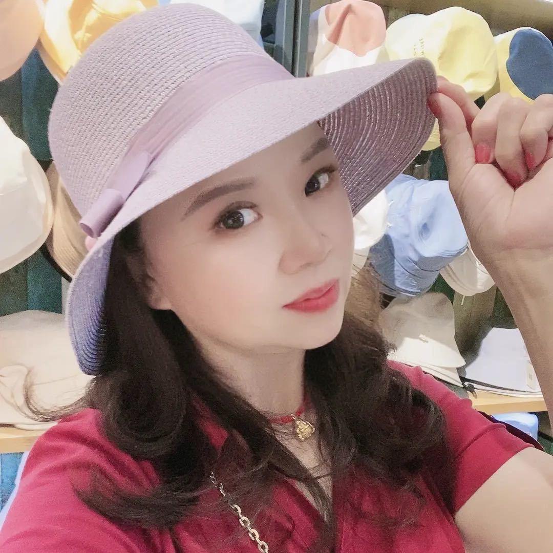 喜欢💕下雪的冬天❄️❄️🍷🌷
