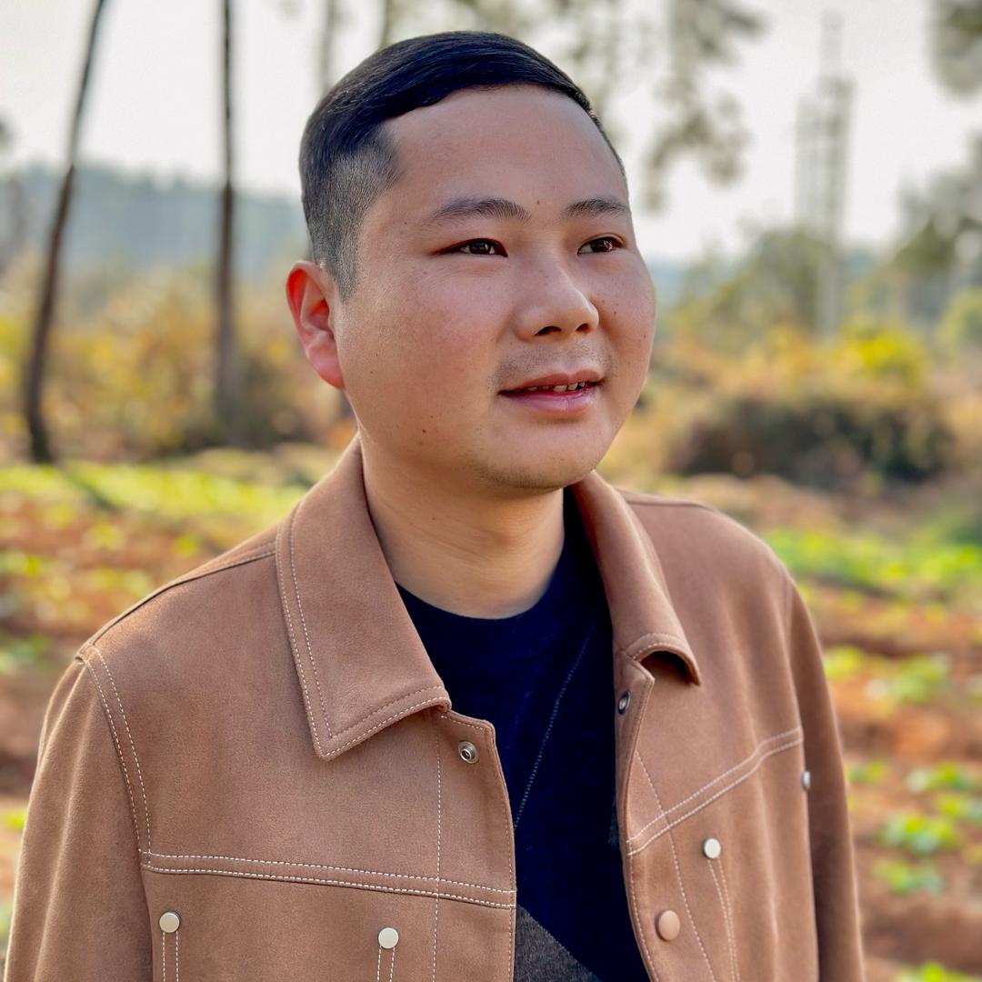 小何的嫩草（赣南脐橙）