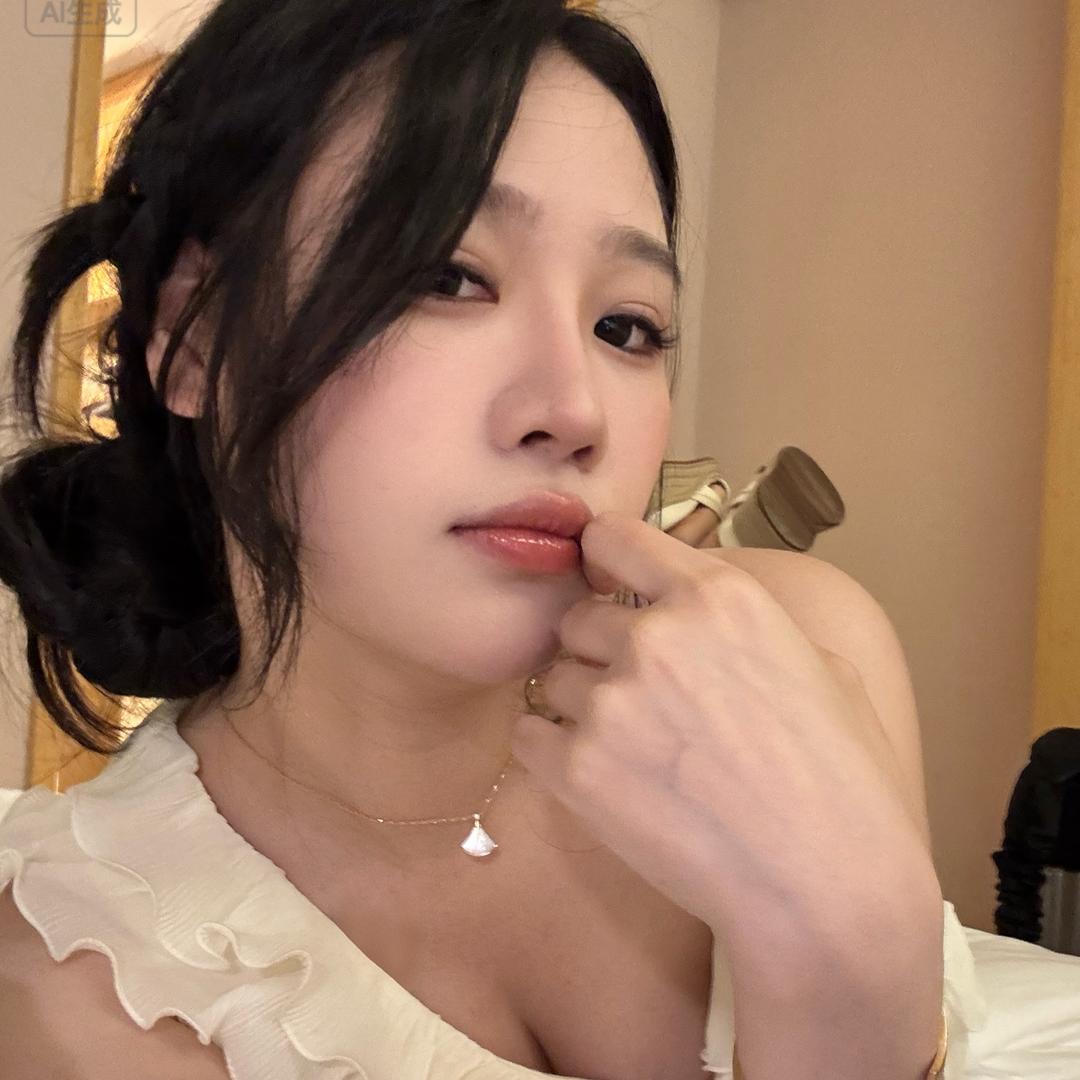 李黏黏