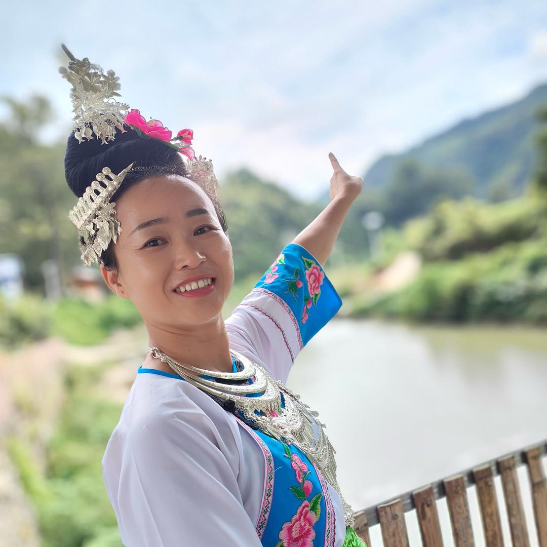 美美爱跳舞