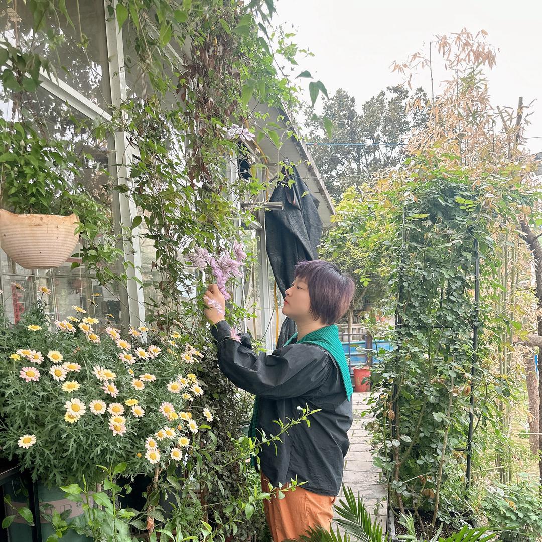 💕卖特斯拉的小姐姐