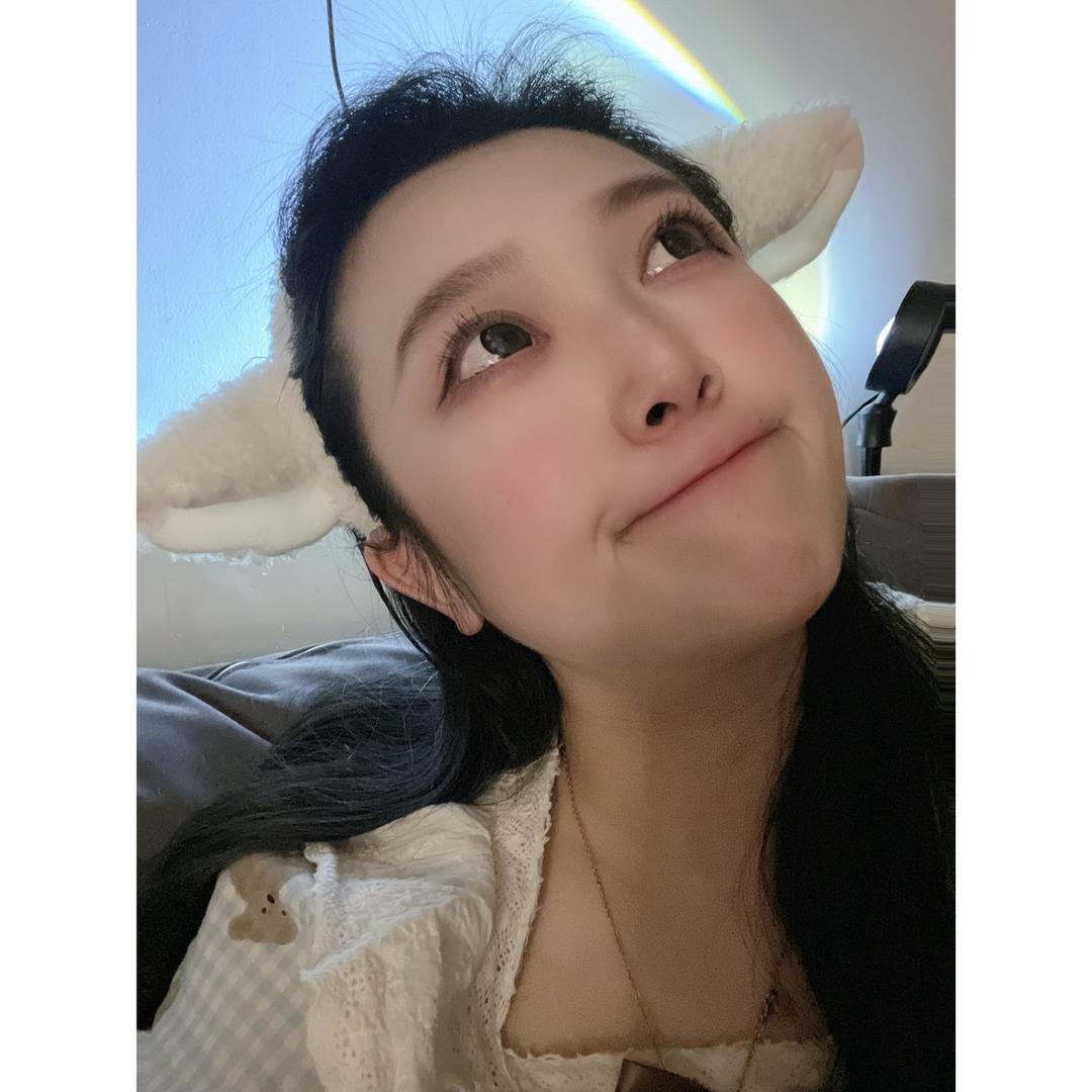李财财💛🧡❤️
