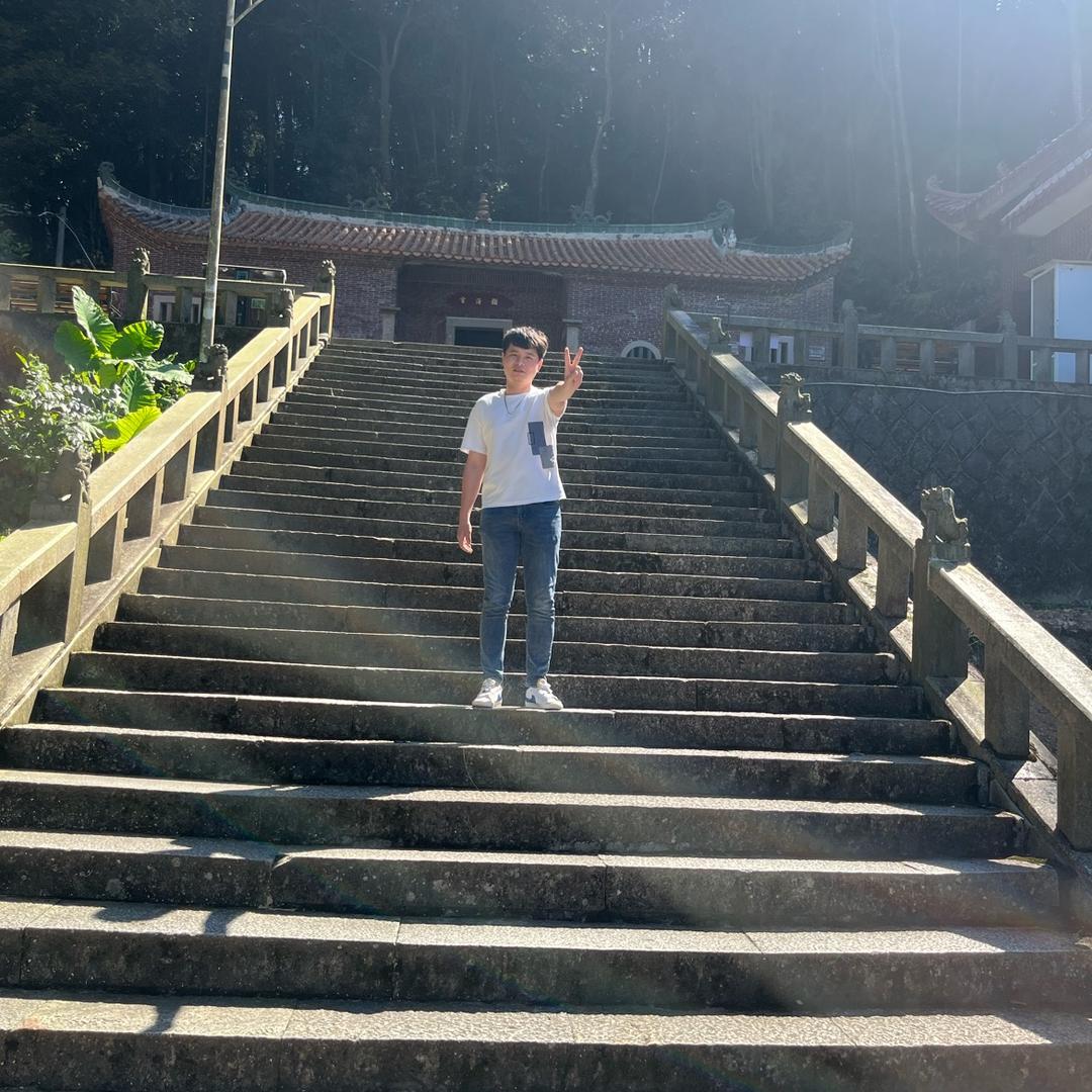 晋江启盈特价砖～林志银