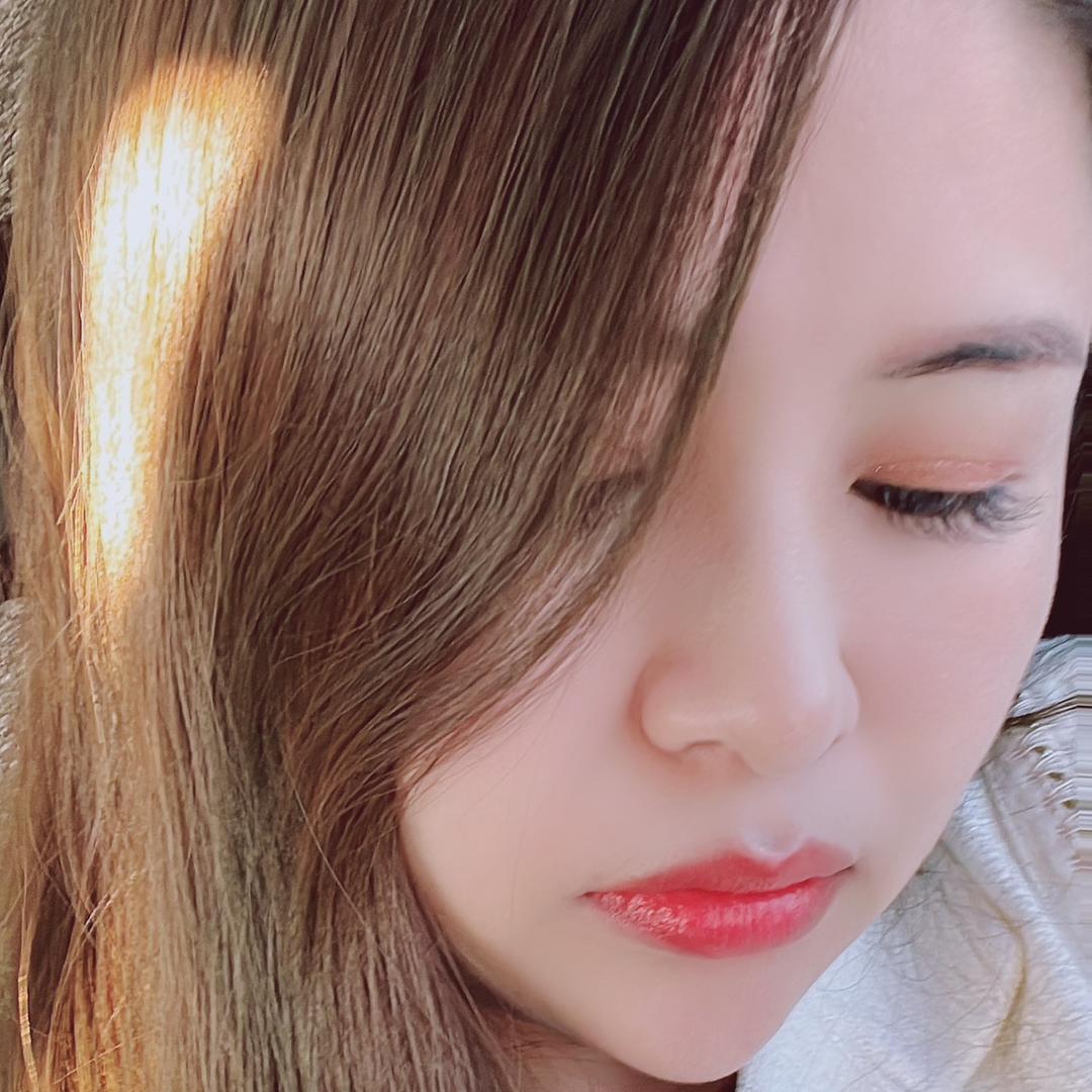 沁沁（橱窗营业中）