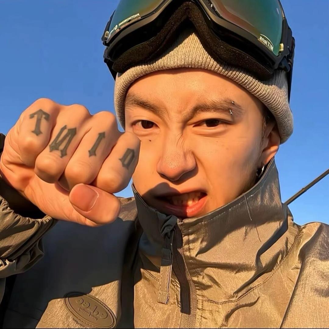 点男模