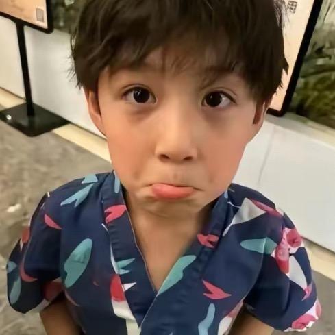 小小没烦恼.