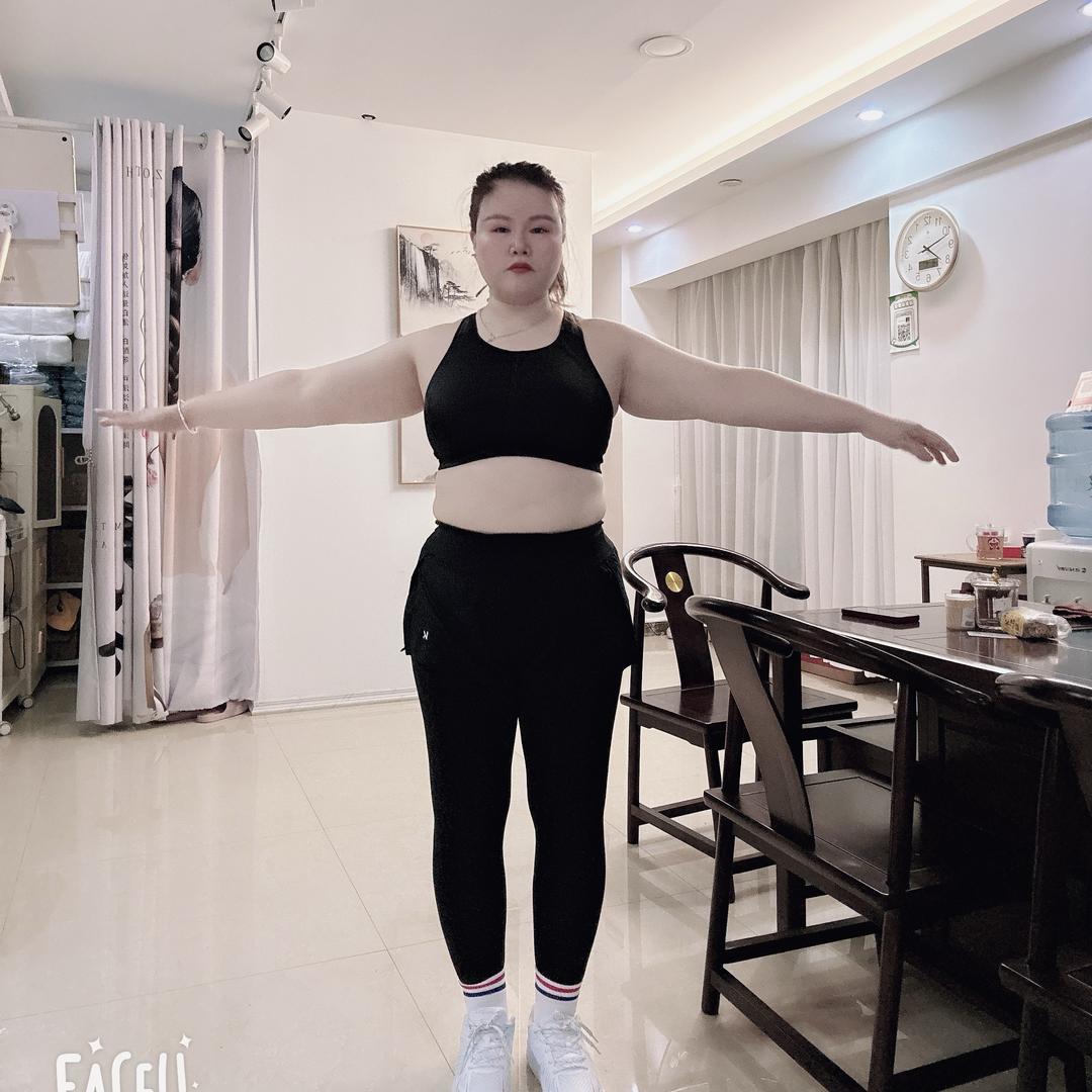 四叶草🍀🍀(彬彬有氧同学)