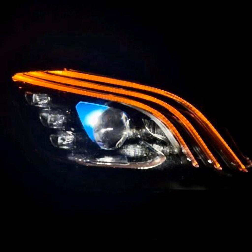 W222