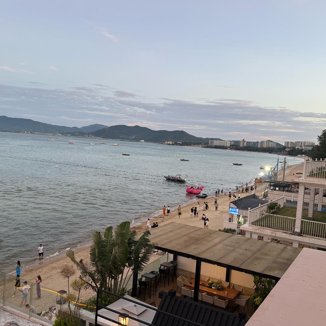 卖烤肠的二哥🥖🥖