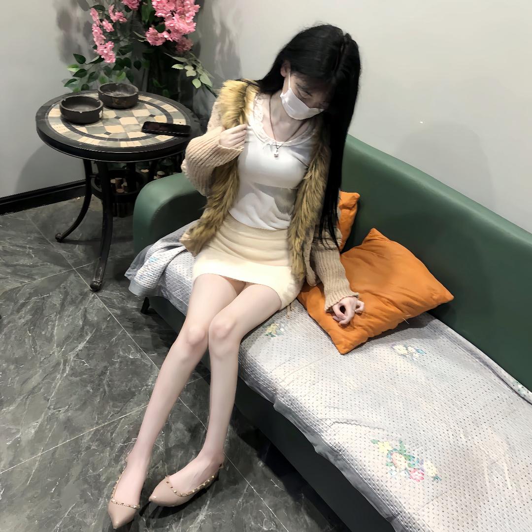 莉莉oo