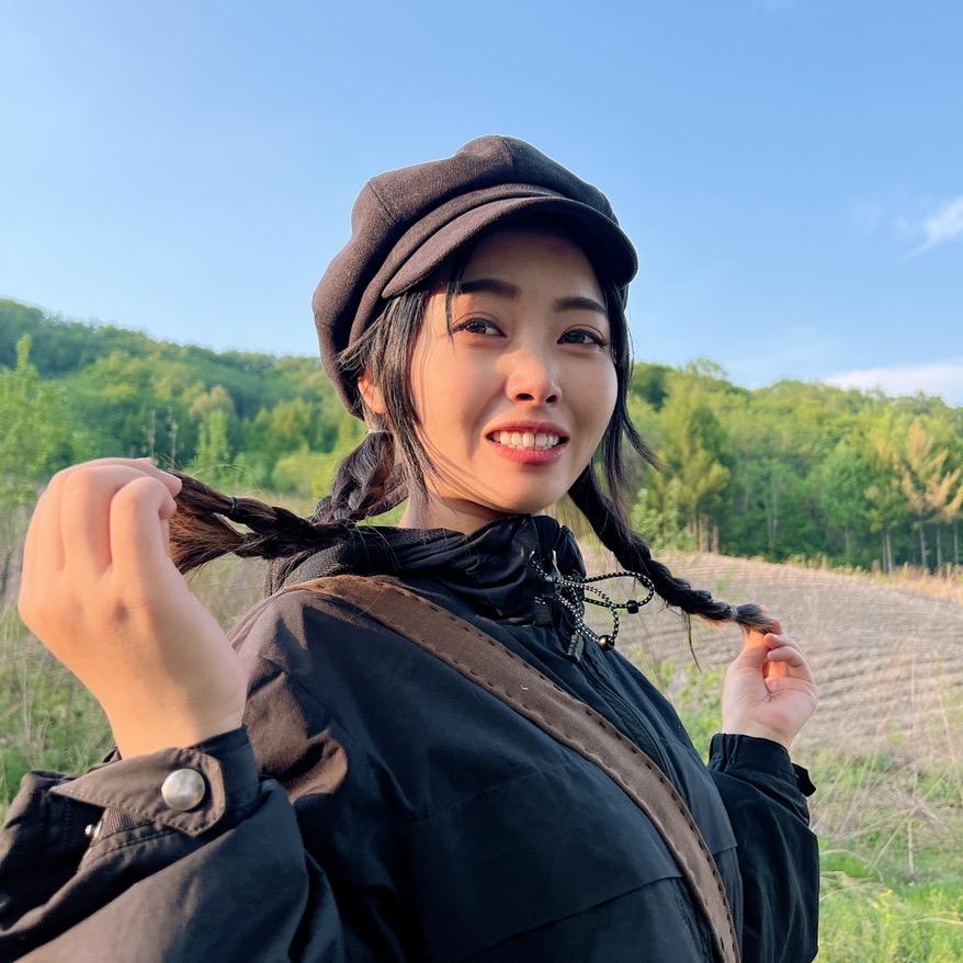 小璐东北楸子