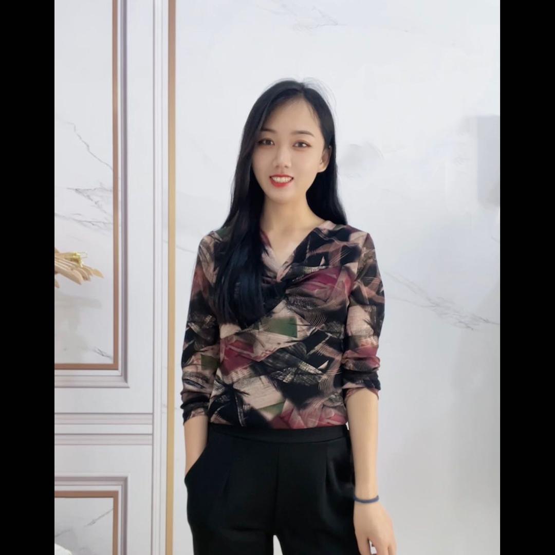 衣丽人颂服饰